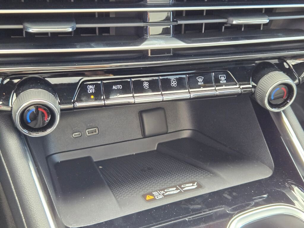 New 2026 Chevrolet Traverse Z71 w/ Driver Confidence Package image 28