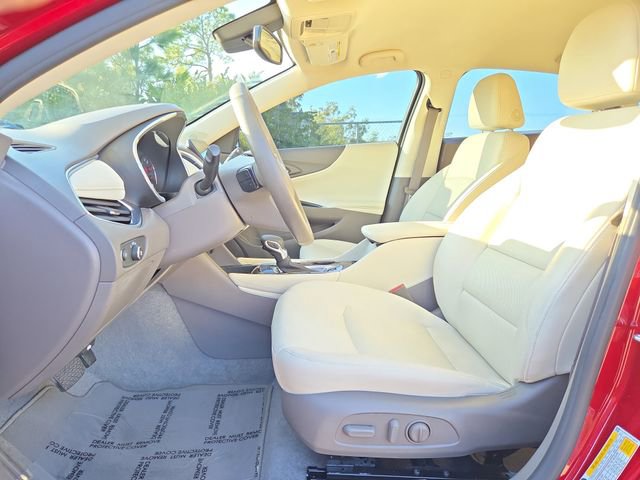 Used 2023 Chevrolet Malibu LT FWD image 15