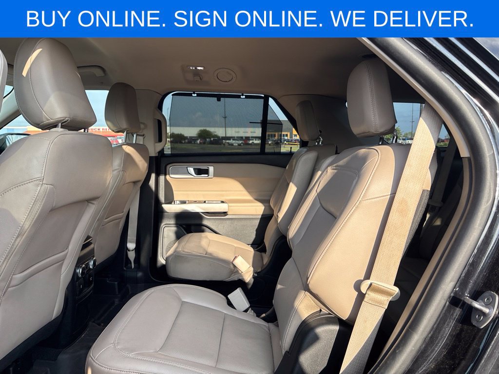 Used 2022 Ford Explorer Limited w/ Class IV Trailer Tow Package AWD/4WD image 11