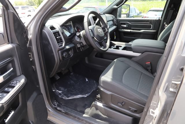New 2026 RAM 2500 Big Horn AWD/4WD image 10