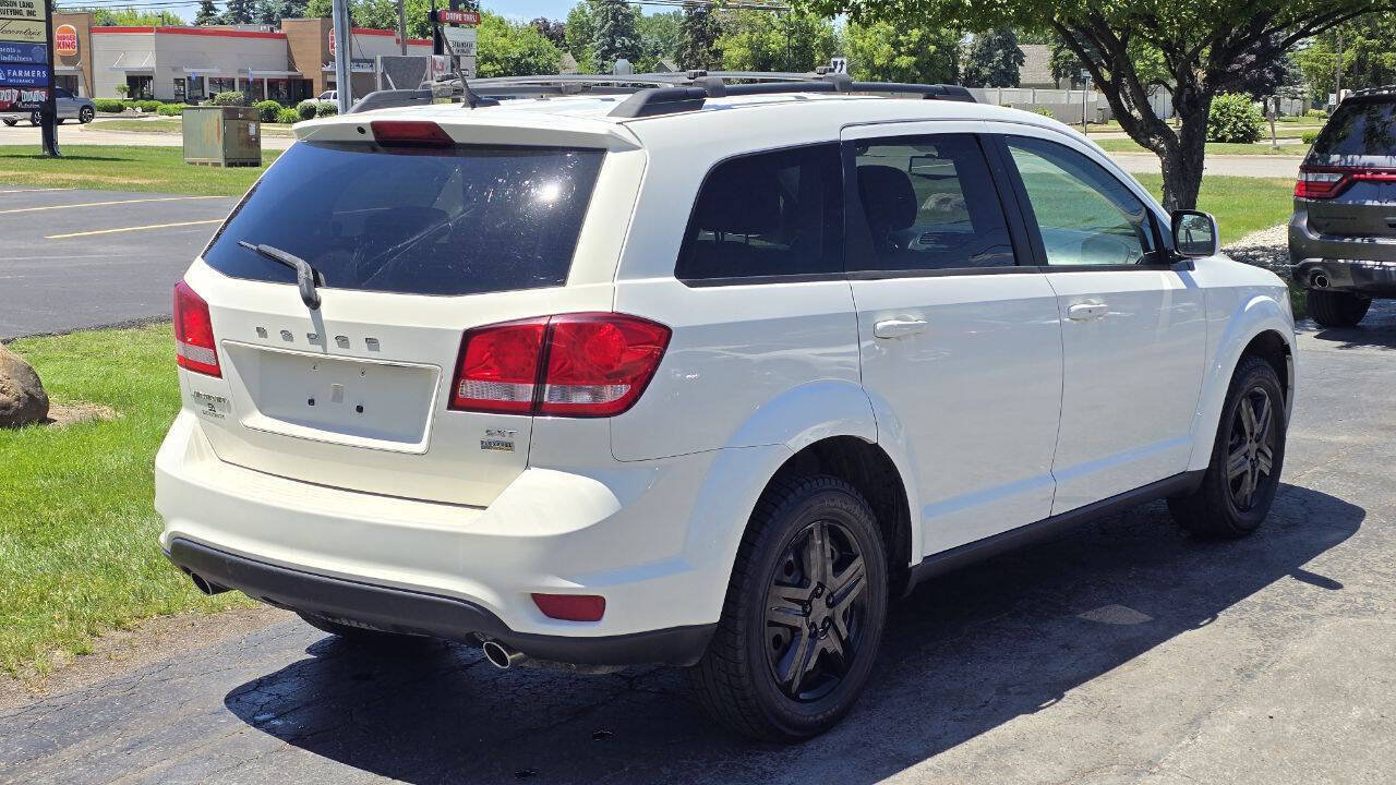 Used 2014 Dodge Journey SXT FWD image 6