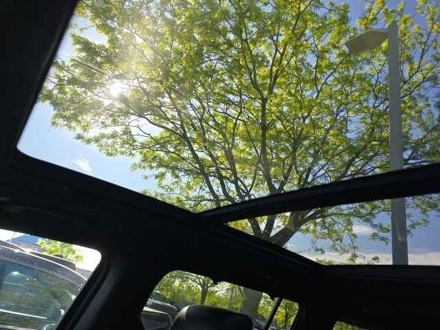 Used 2024 Jeep Wagoneer Series II w/ Convenience Group I AWD/4WD image 28