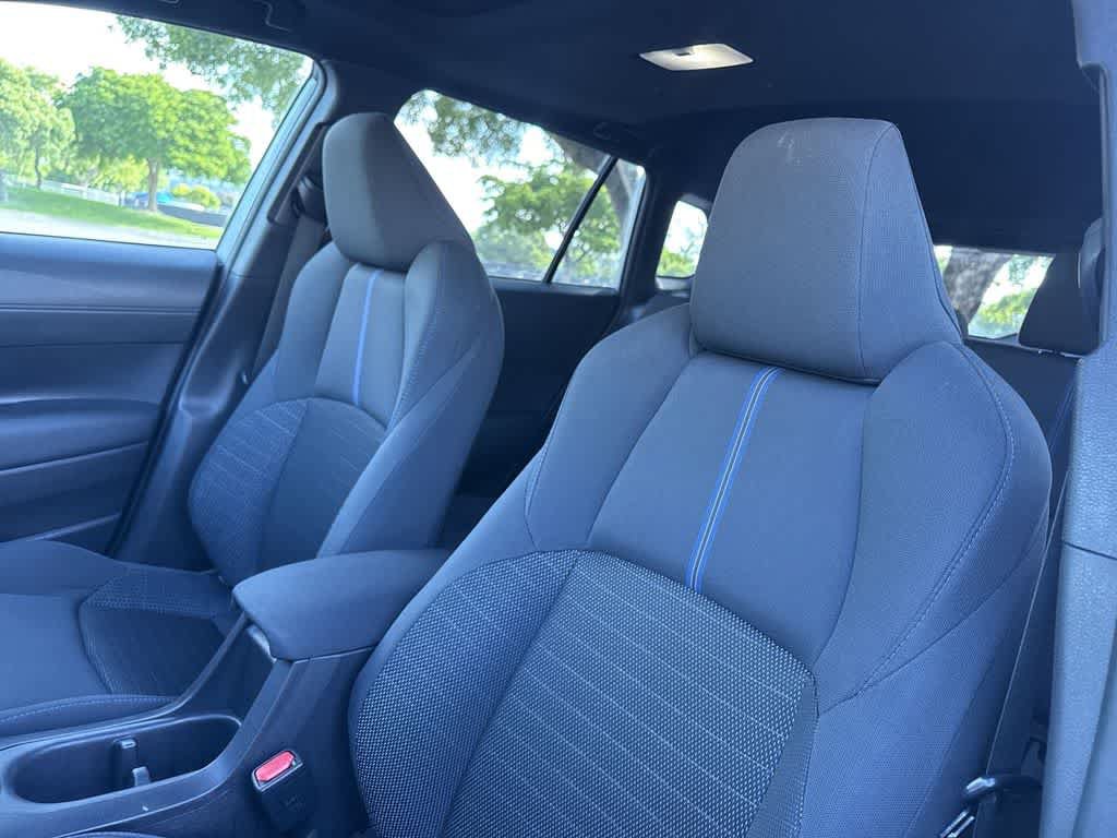 Used 2023 Toyota Corolla Cross AWD Hybrid w/ Moonroof Package image 14