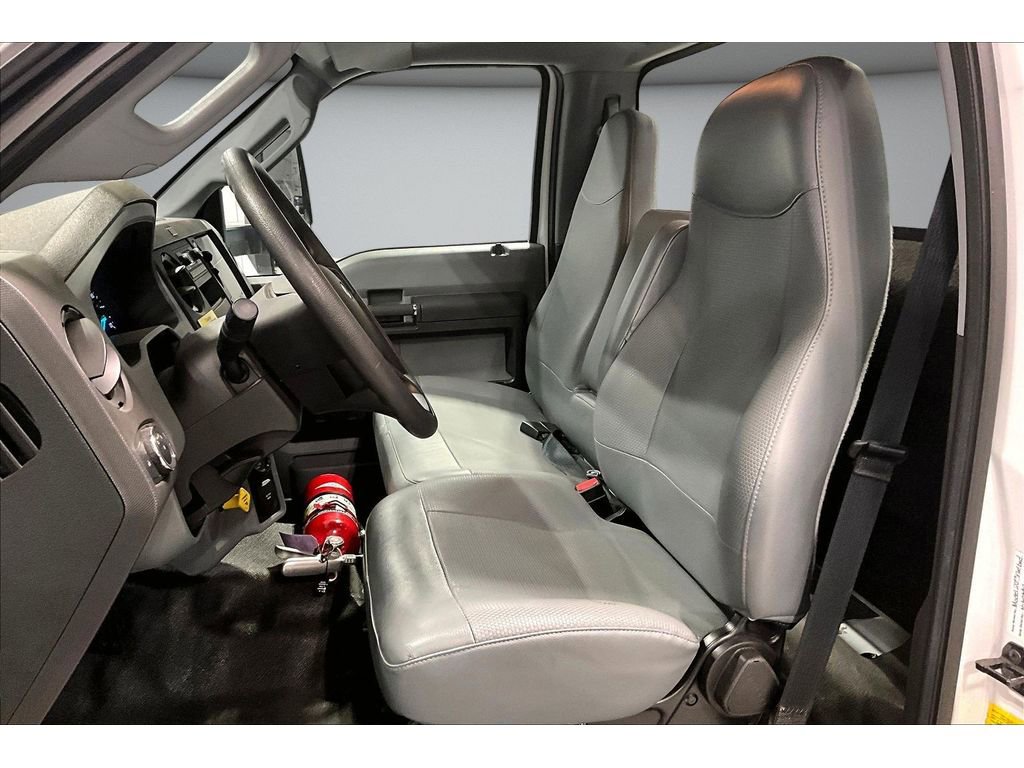 Used 2023 Ford F750 2WD Regular Cab Super Duty image 23