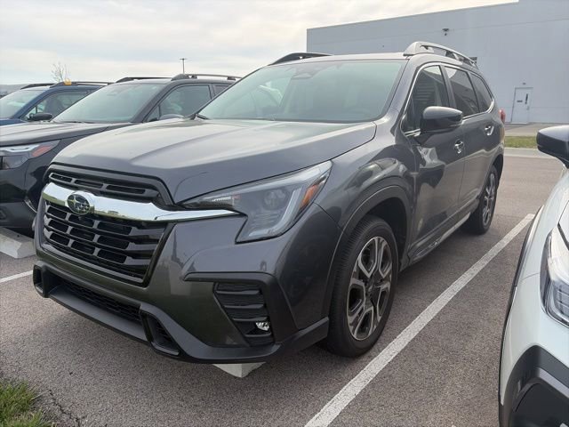 Used 2026 Subaru Ascent Limited AWD/4WD image 2