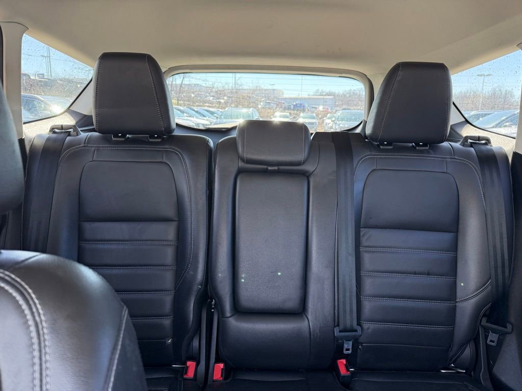 Used 2017 Ford Escape Titanium image 38