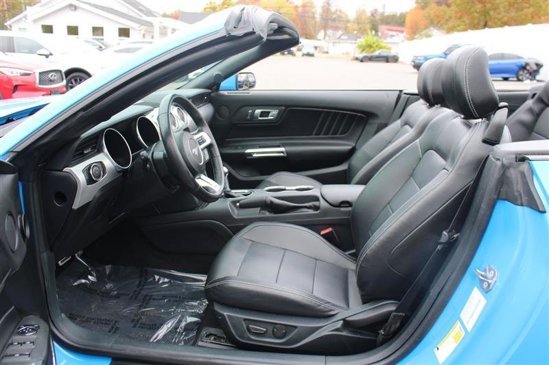 Used 2023 Ford Mustang Premium RWD image 11