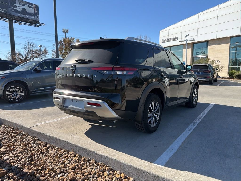 Used 2025 Nissan Pathfinder SL image 22