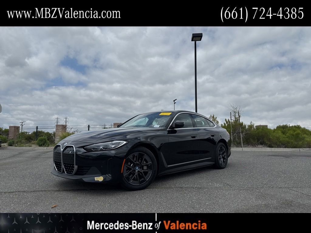 Used 2022 BMW i4 eDrive40 RWD image 1