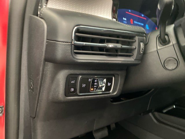 New 2025 Lincoln Corsair Grand Touring w/ Equipment Group 301A AWD/4WD image 17