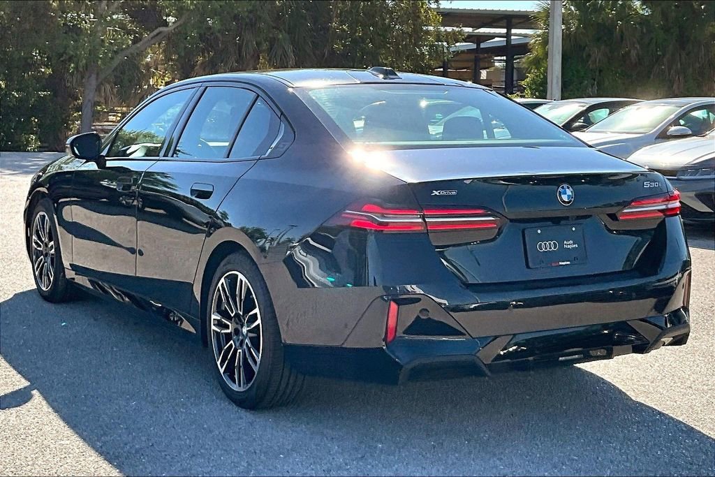 Used 2026 BMW 530i xDrive image 7