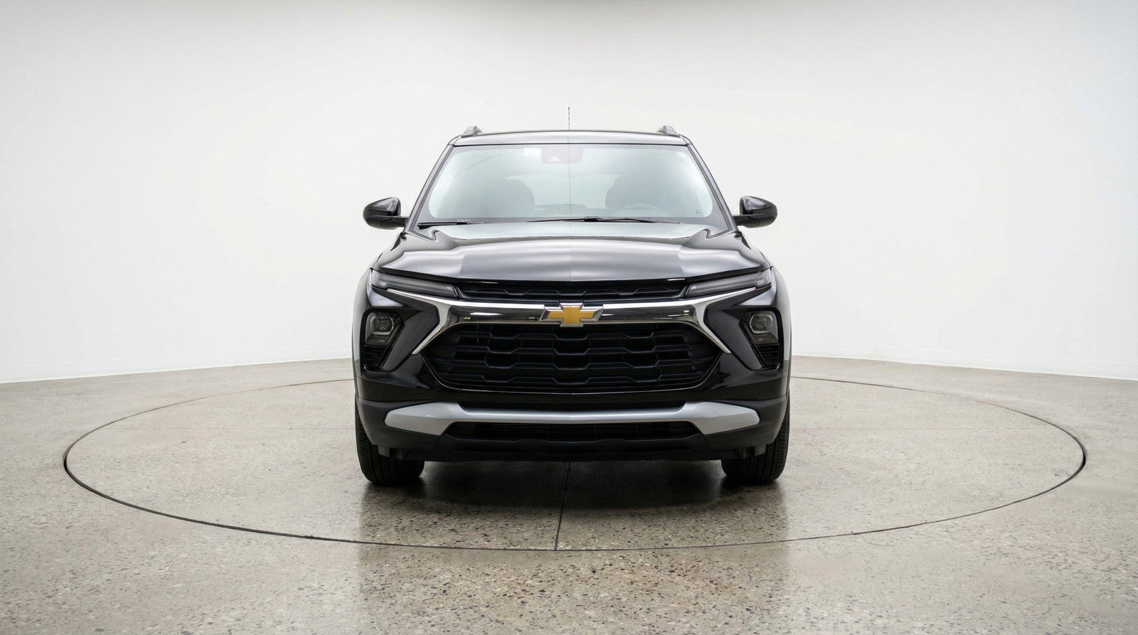 Used 2025 Chevrolet TrailBlazer LT FWD image 2