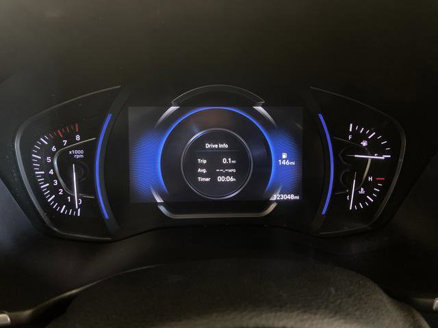 Used 2020 Hyundai Santa Fe Limited AWD/4WD image 18