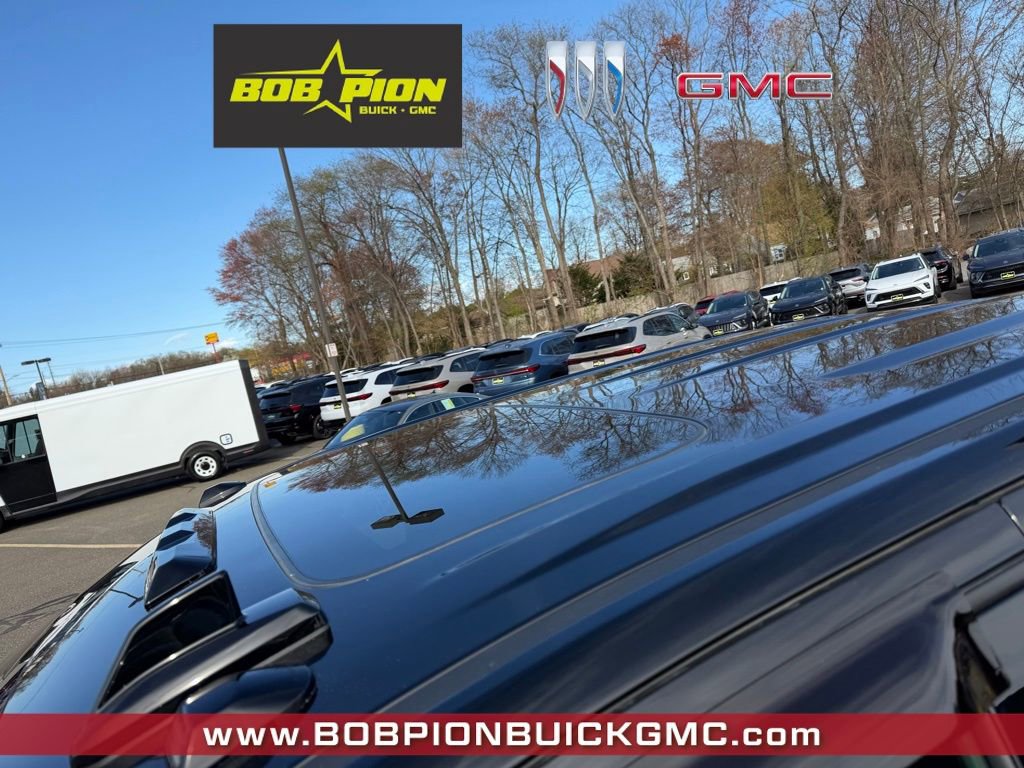 Used 2024 Chevrolet Silverado 2500 High Country w/ Technology Package AWD/4WD image 8