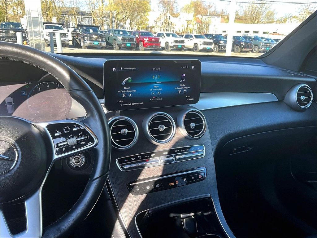 Used 2022 Mercedes-Benz GLC 300 4MATIC w/ Premium Package Lite image 18