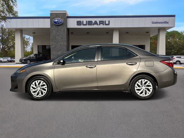 Used 2018 Toyota Corolla LE FWD image 3
