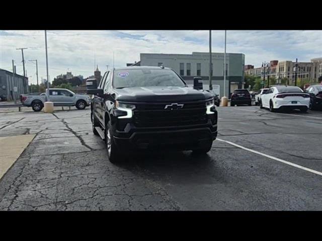 Used 2022 Chevrolet Silverado 1500 RST image 14