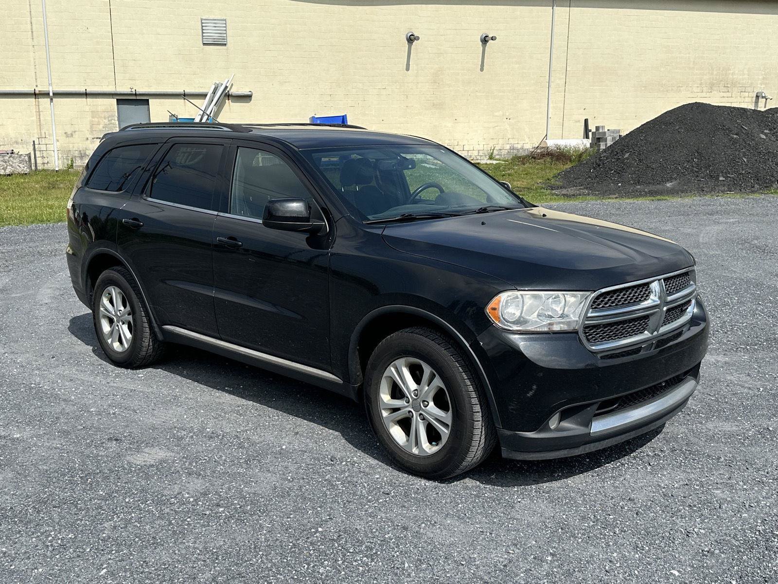 Used 2013 Dodge Durango SXT w/ Popular Equipment Group AWD/4WD image 2