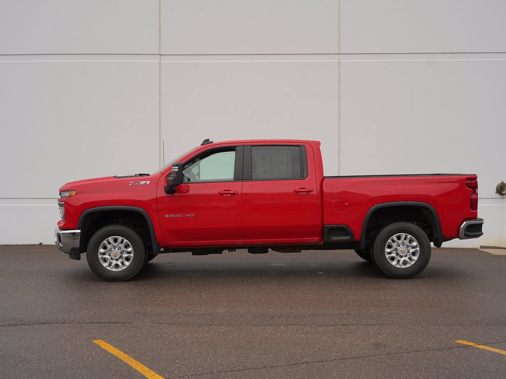 Used 2025 Chevrolet Silverado 3500 LT w/ All Star Edition AWD/4WD image 6