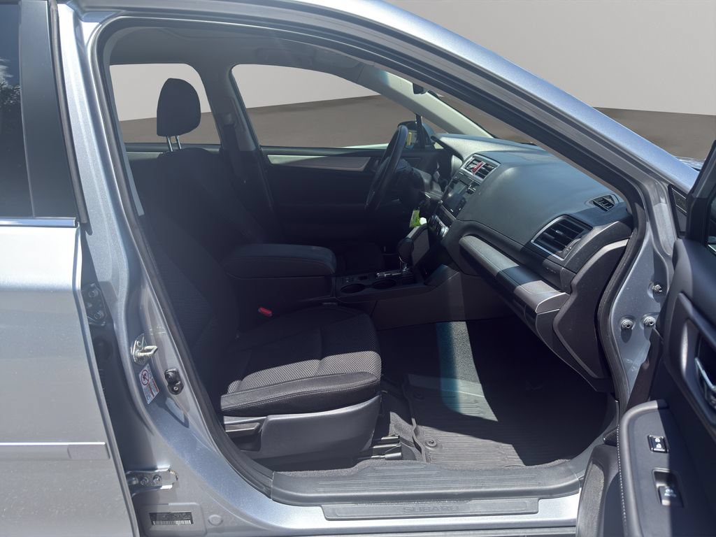Used 2017 Subaru Outback 2.5i Premium AWD/4WD image 17