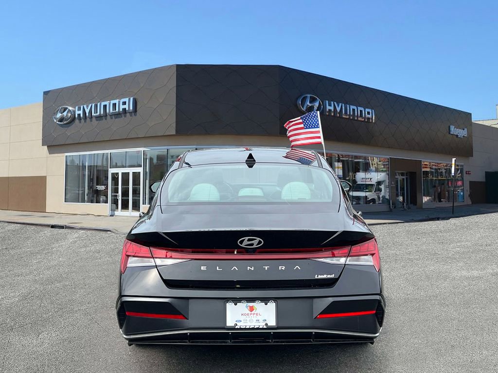 Certified 2025 Hyundai Elantra Limited image 6