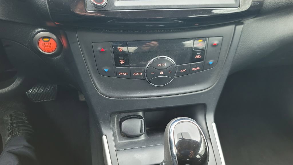 Used 2019 Nissan Sentra SV image 22