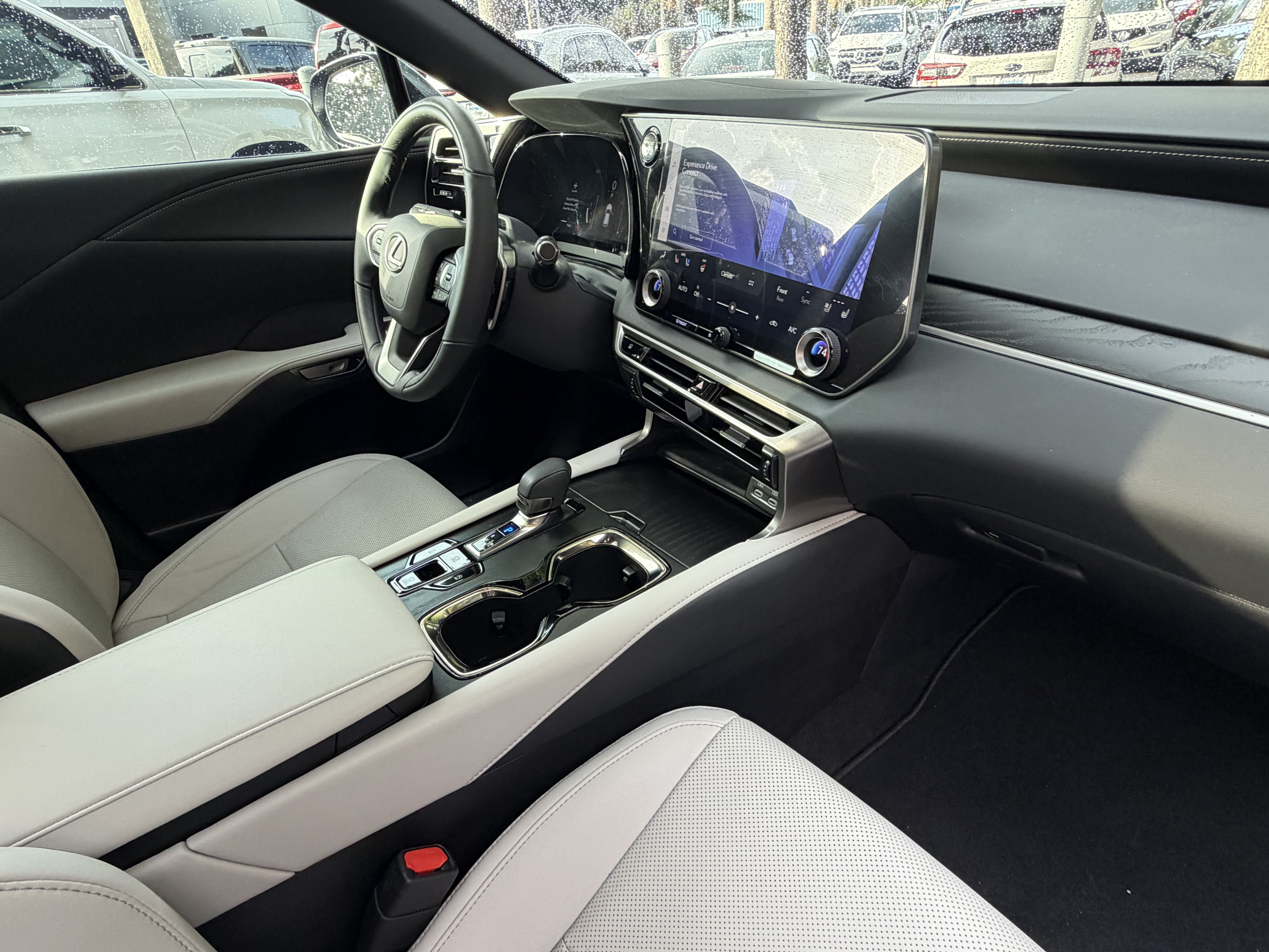Certified 2025 Lexus RX 350 Premium w/ Convenience Package FWD image 46