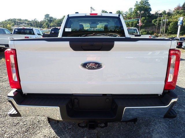 New 2026 Ford F350 XL w/ XL Chrome Package image 4