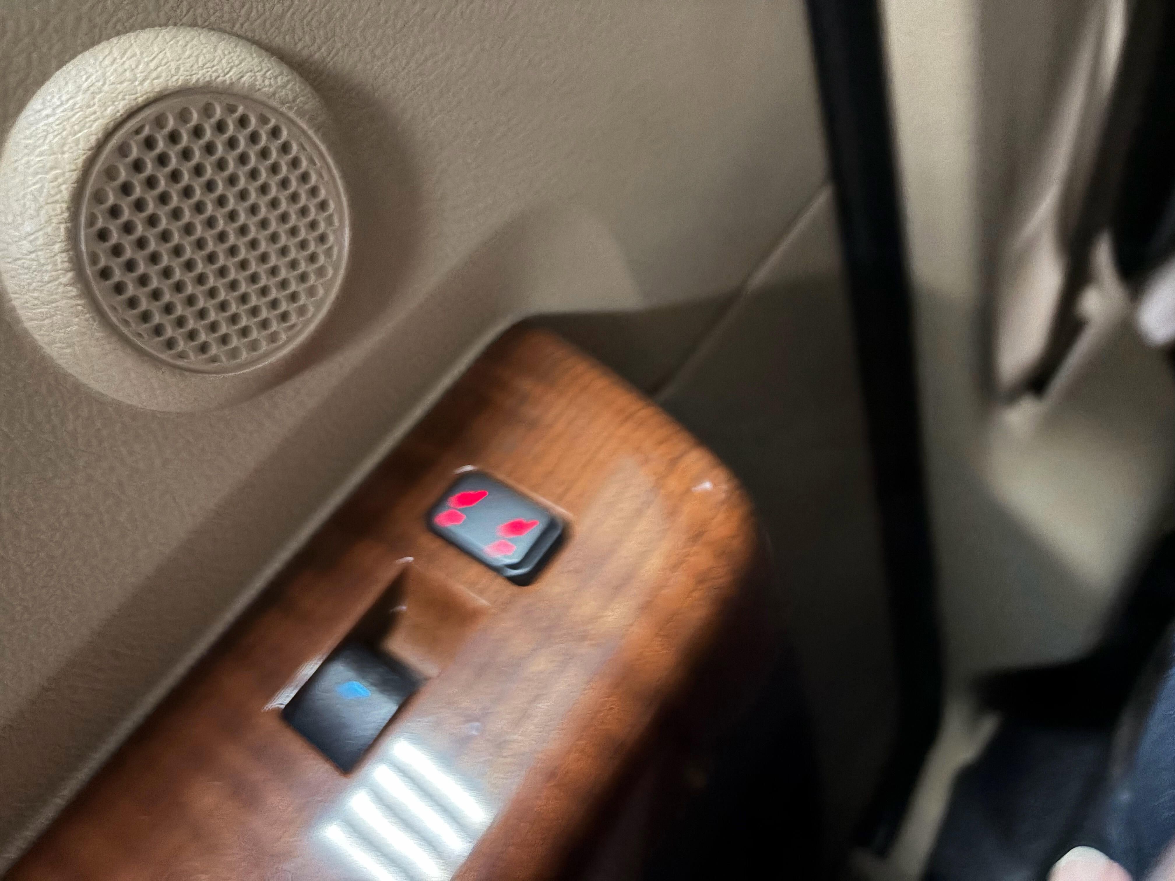 Used 2016 Ford F250 King Ranch w/ King Ranch w/Chrome Package AWD/4WD image 21