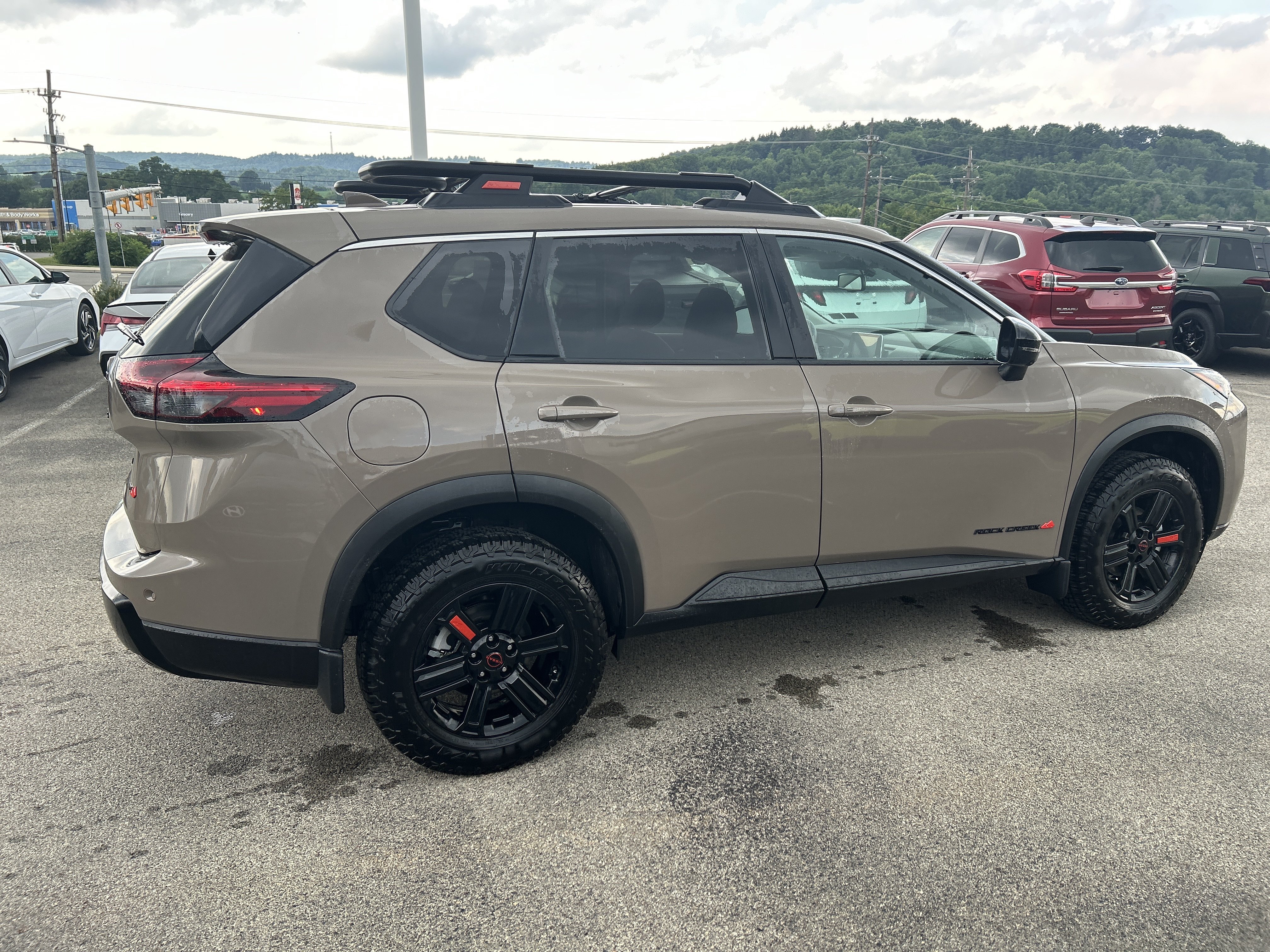 Used 2025 Nissan Rogue SV w/ Rock Creek Premium Package AWD/4WD image 3