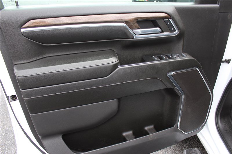 Used 2024 Chevrolet Silverado 2500 LT AWD/4WD image 16
