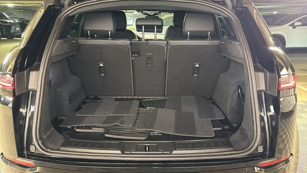 Used 2024 Land Rover Range Rover Evoque Dynamic SE image 15