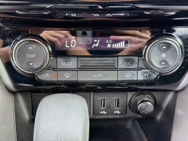 Used 2018 Mitsubishi Eclipse Cross LE AWD/4WD image 16