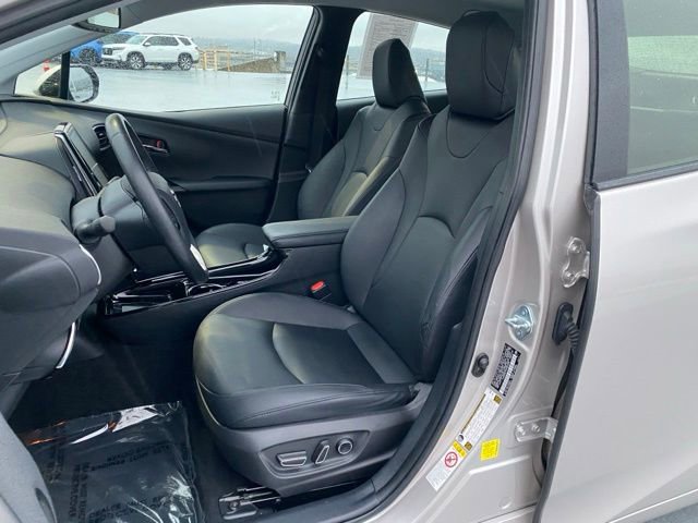 Certified 2017 Toyota Prius Prime Advanced image 17