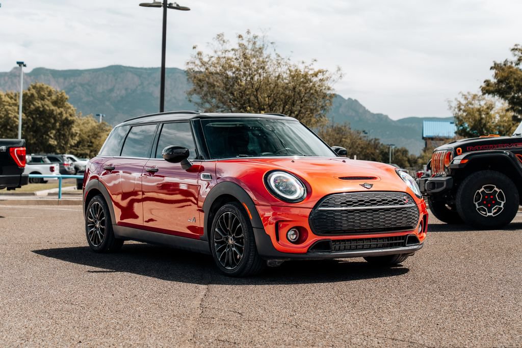 Used 2022 MINI Cooper Clubman S w/ Premium Package AWD/4WD image 1