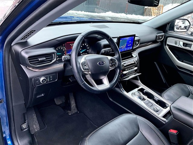 Used 2022 Ford Explorer Limited image 14