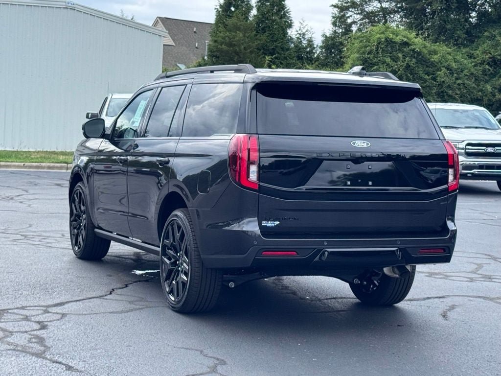 New 2027 Ford Expedition Platinum w/ Stealth Performance Package AWD/4WD image 18