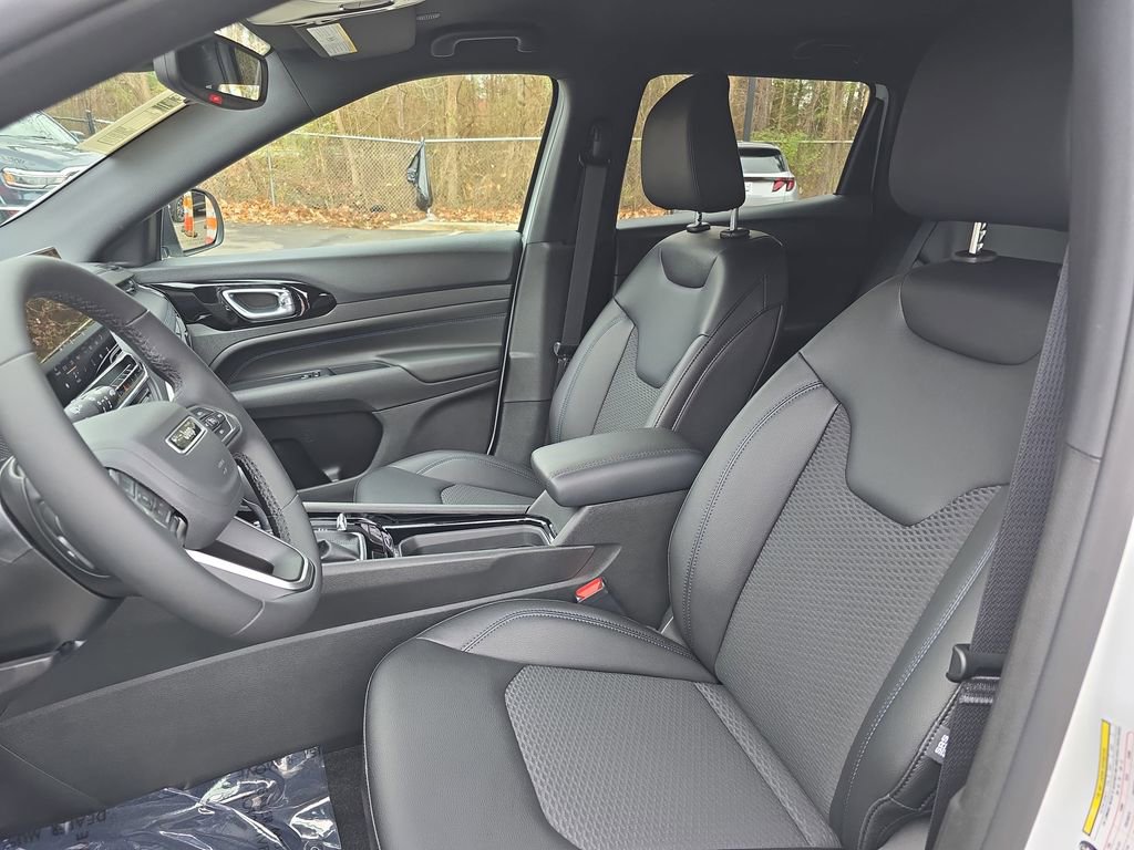 New 2026 Jeep Compass Latitude image 15