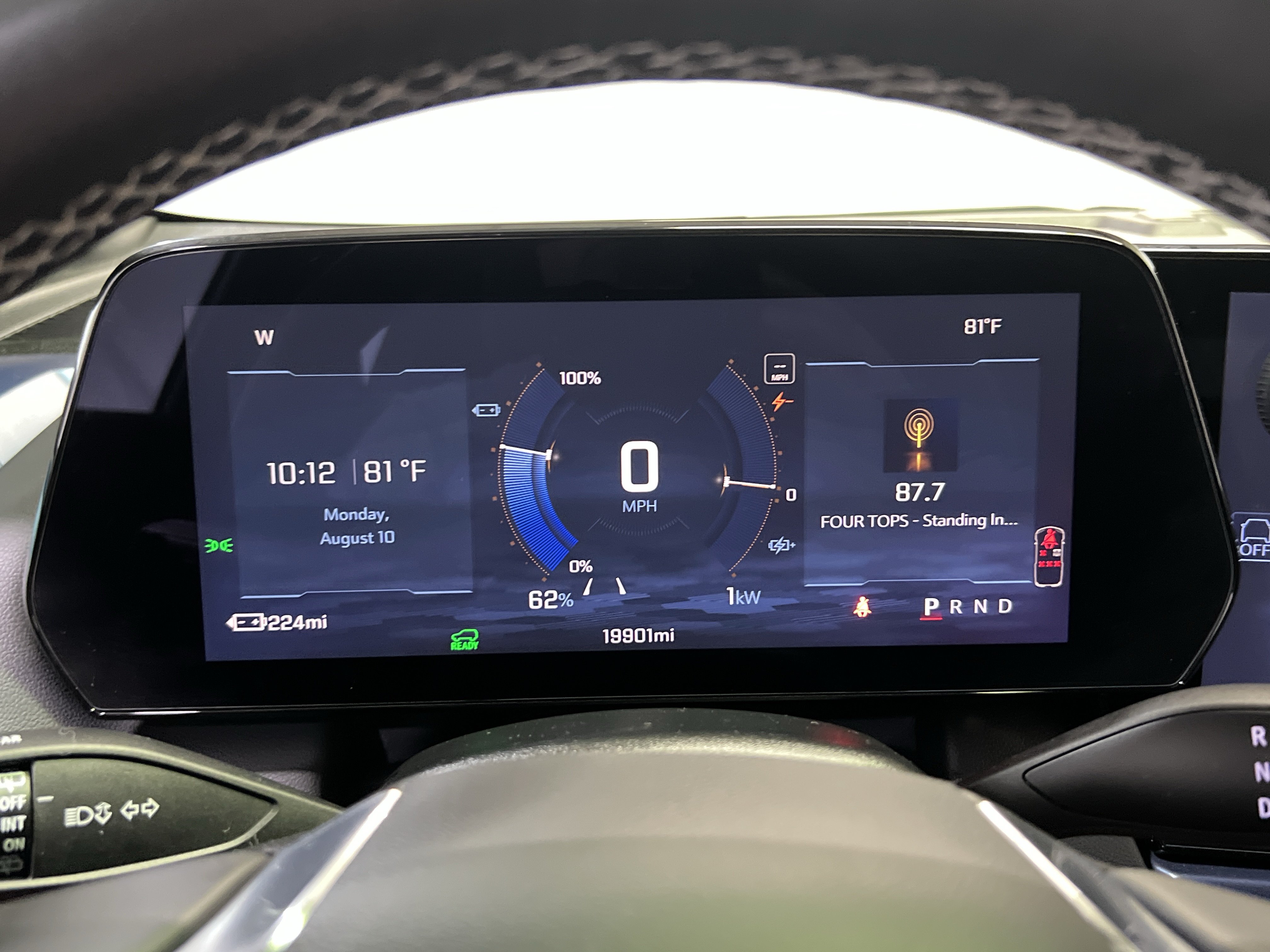 Certified 2024 Chevrolet Equinox EV LT FWD image 22