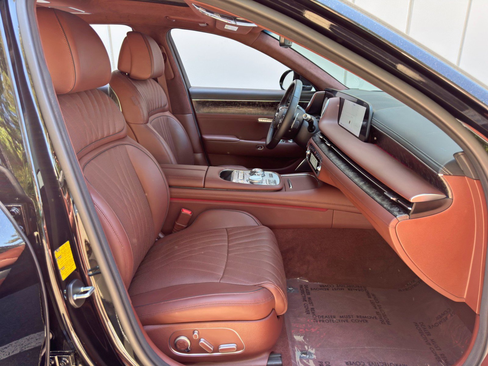 Used 2024 Genesis G90 3.5T AWD/4WD image 16