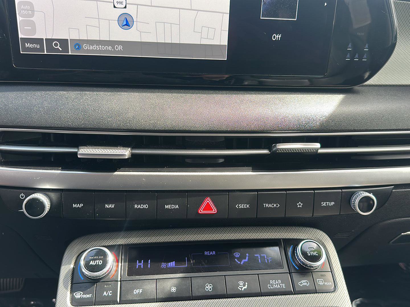 Used 2025 Hyundai Palisade SEL AWD/4WD image 15