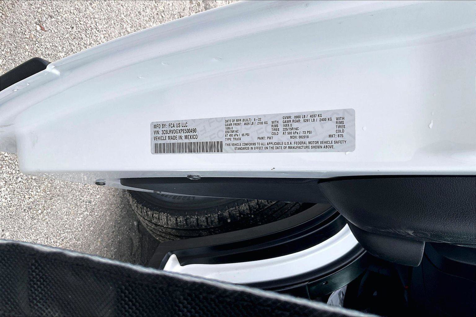 Used 2023 RAM ProMaster 2500 FWD image 13