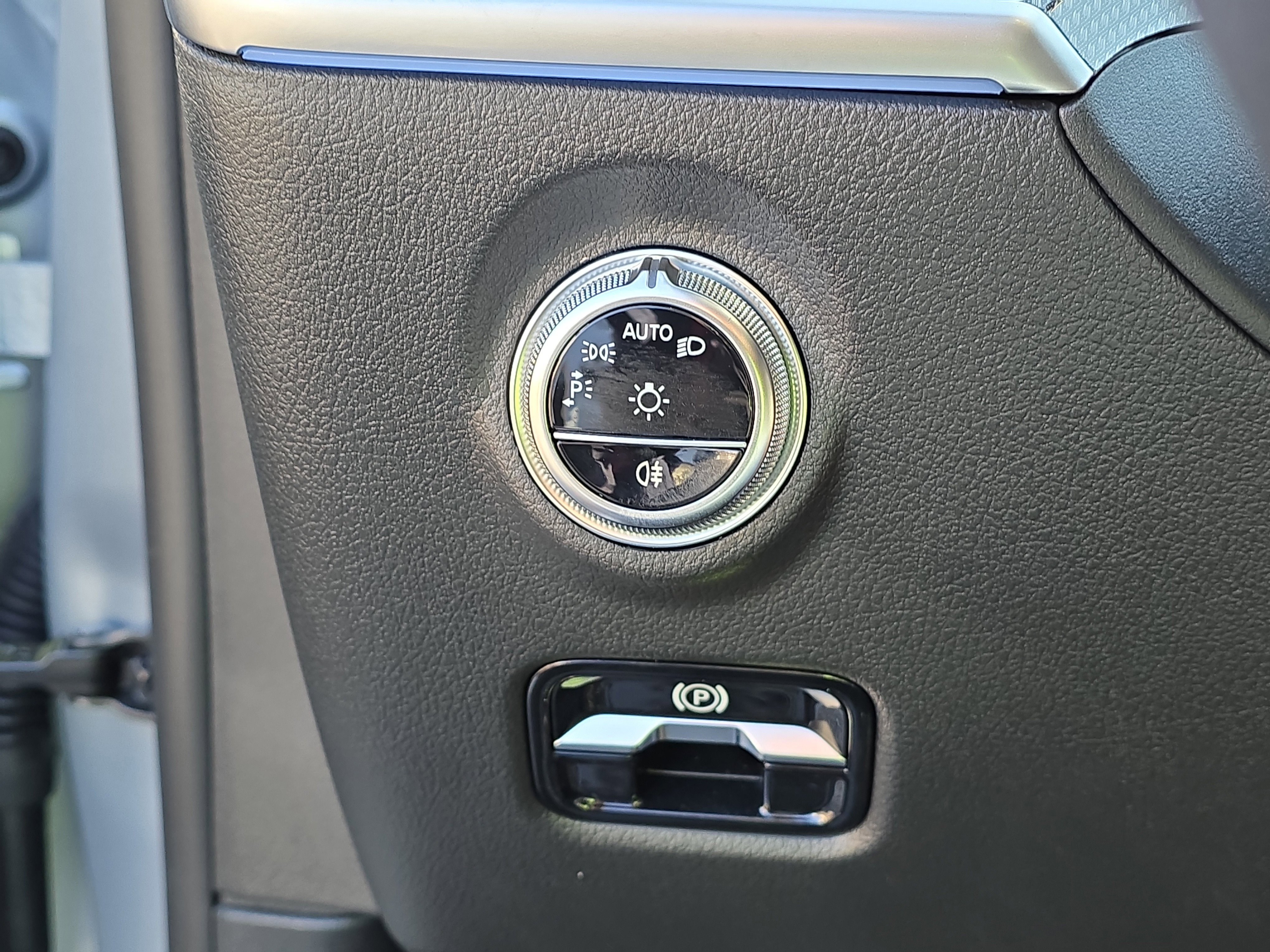 Used 2024 Mercedes-Benz C 43 AMG 4MATIC Sedan image 25