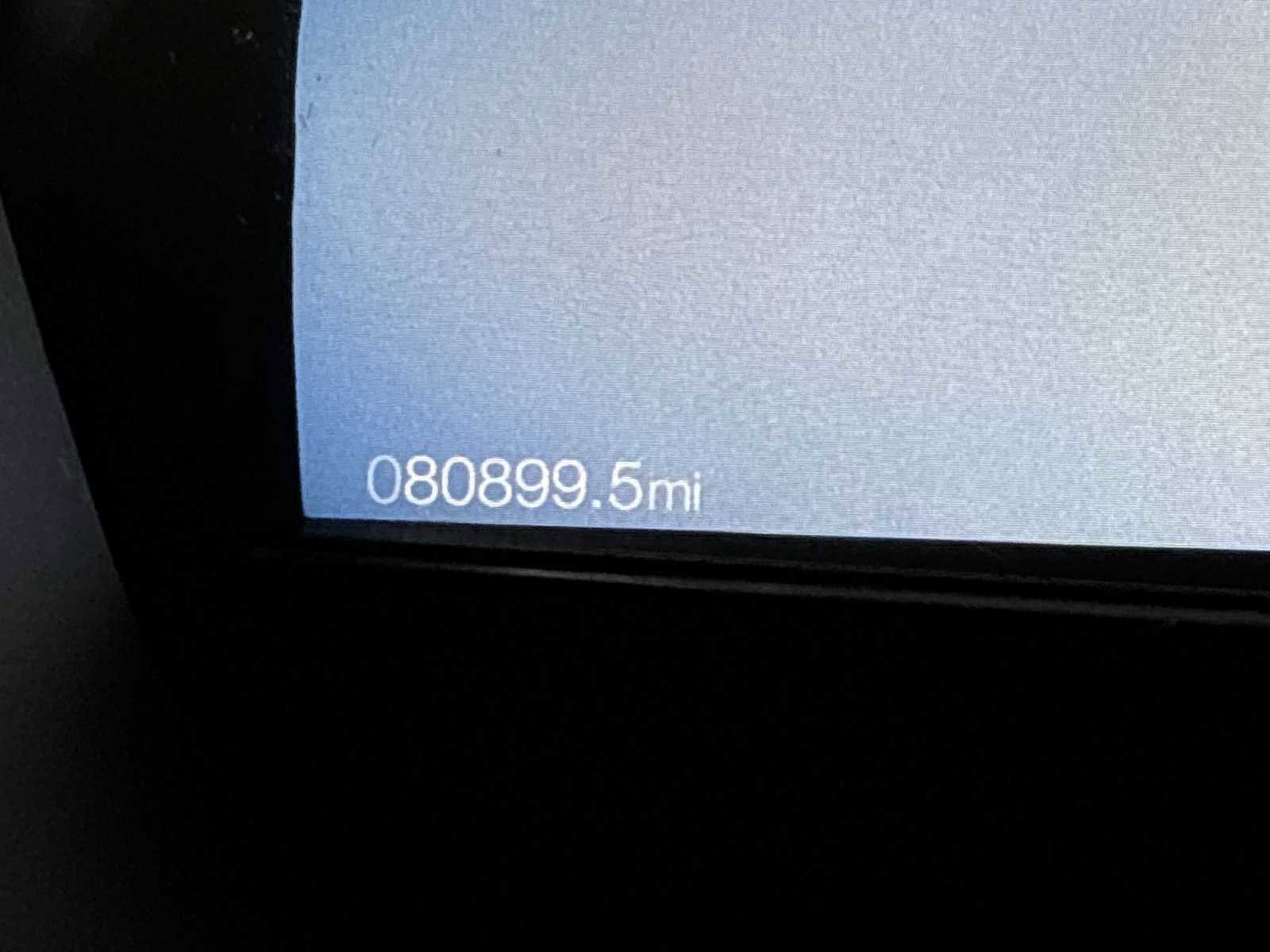 Used 2019 Ford Explorer XLT w/ Equipment Group 201A image 10