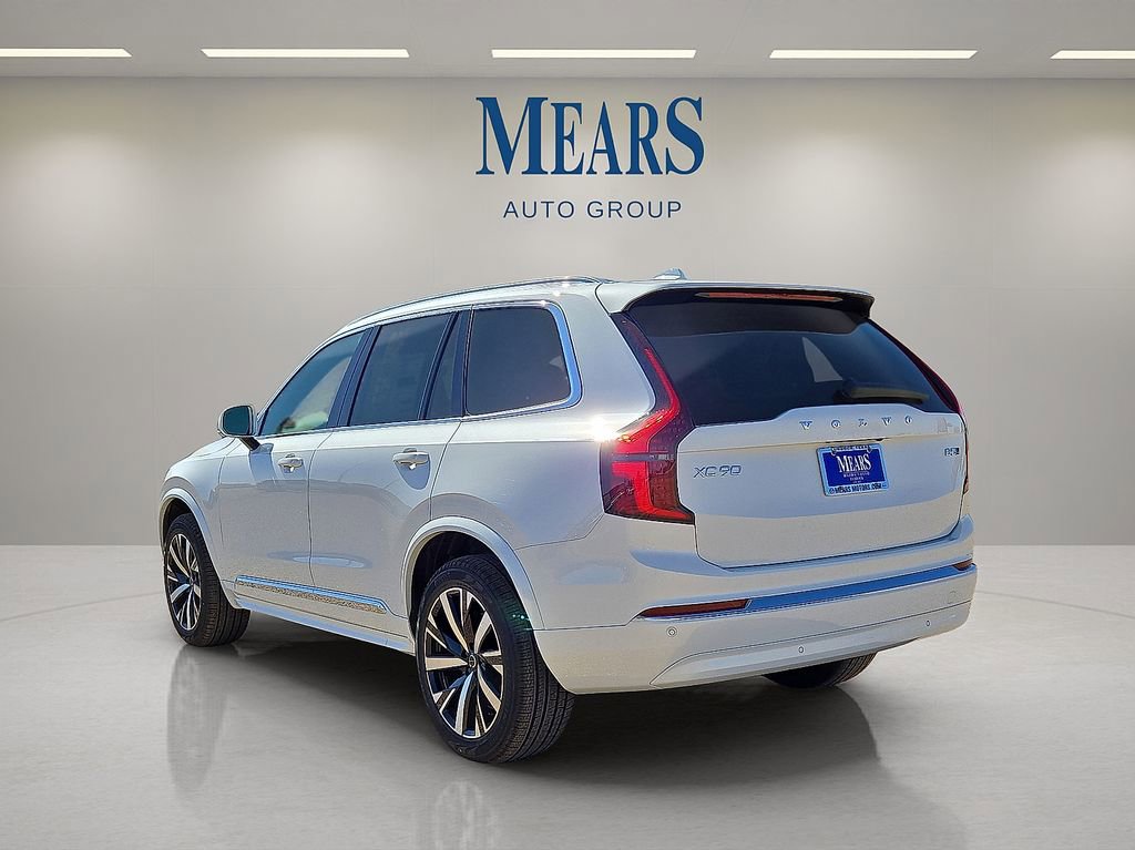 New 2026 Volvo XC90 B5 Core image 3