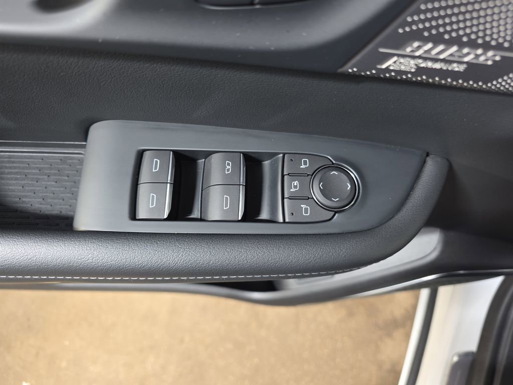 Used 2025 Buick Enclave Avenir w/ Super Cruise Package AWD/4WD image 30