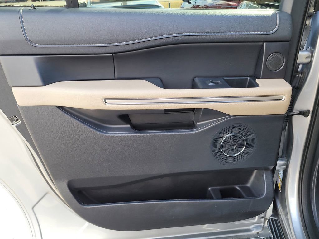 Certified 2023 Ford Expedition Max Limited image 10