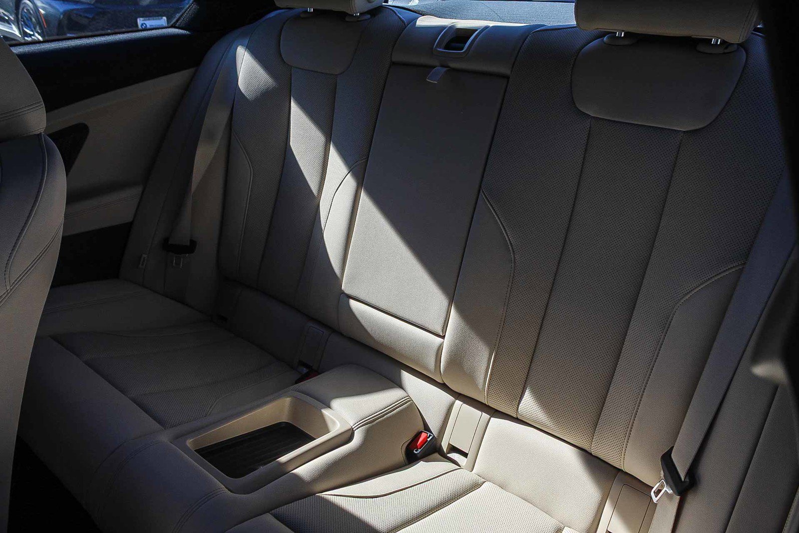 Used 2025 BMW M240i xDrive Coupe image 18