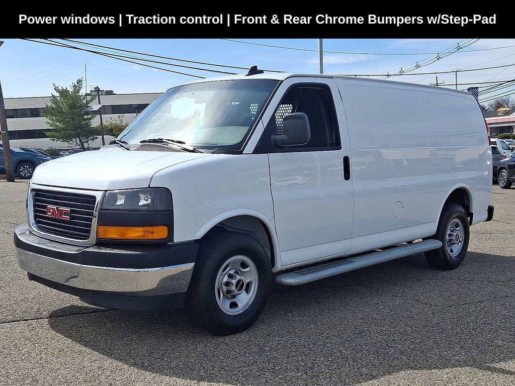 Used 2024 GMC Savana 2500 w/ Driver Convenience Package image 3