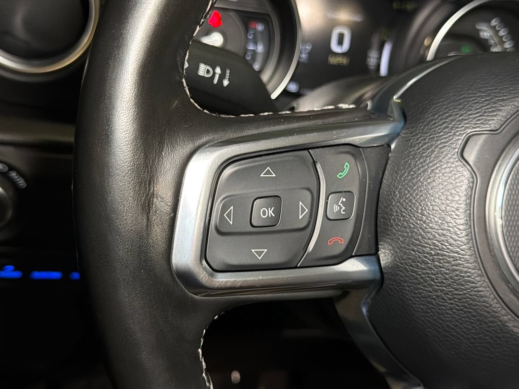 Used 2023 Jeep Wrangler Unlimited Sahara w/ Cold Weather Group AWD/4WD image 23